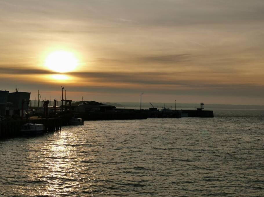 Charme Et Zenitude, Avec Vue Exceptionnelle Sur Le Port Villa Granville Eksteriør billede